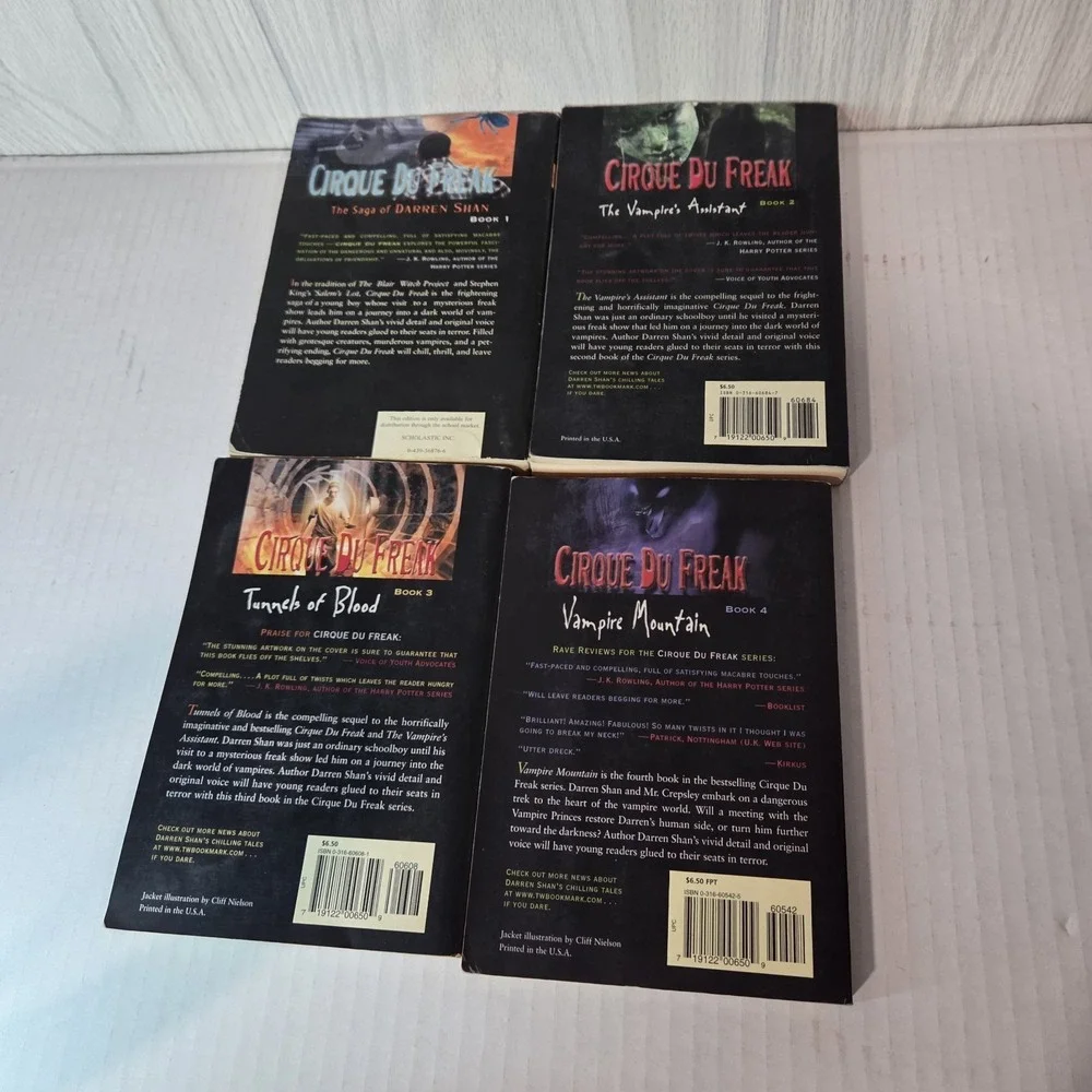 Cirque Du Freak The Saga Of Darren Shan Series Books 1-4